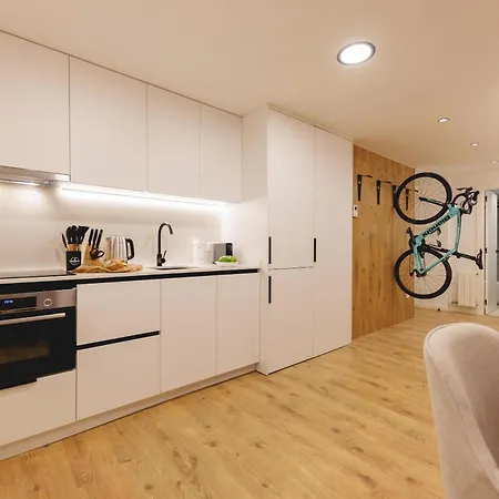 Bravissimo Pou Rodo, 2-bedroom And Bike Friendly Apartamento Gerona