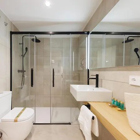 Apartment Bravissimo Pou Rodo, 2-bedroom And Bike Friendly *