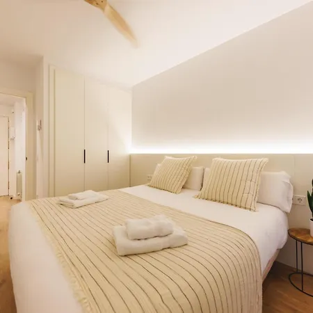 Bravissimo Pou Rodo, 2-bedroom And Bike Friendly Apartment *